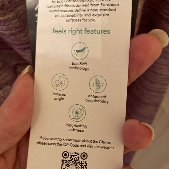 Eddie Bauer Wrap - Picture 6 of 6